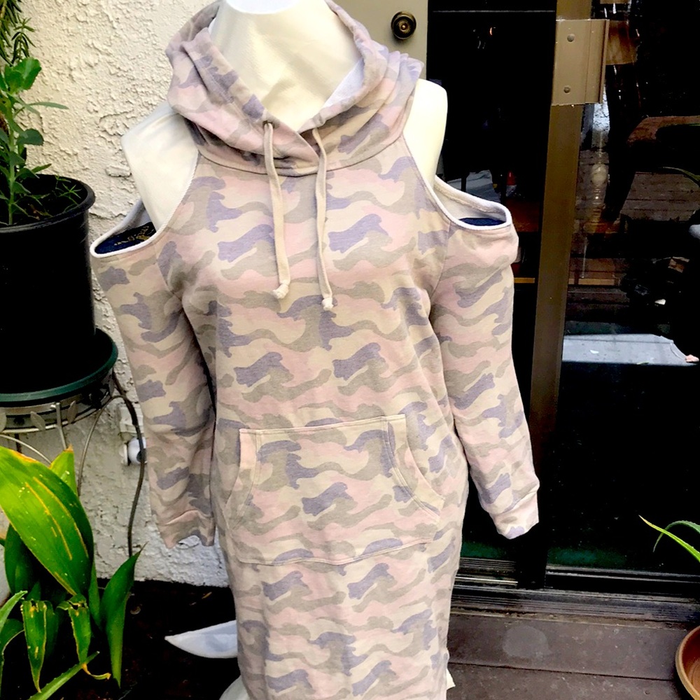 Cute Cold shoulder Camouflage lounge dress